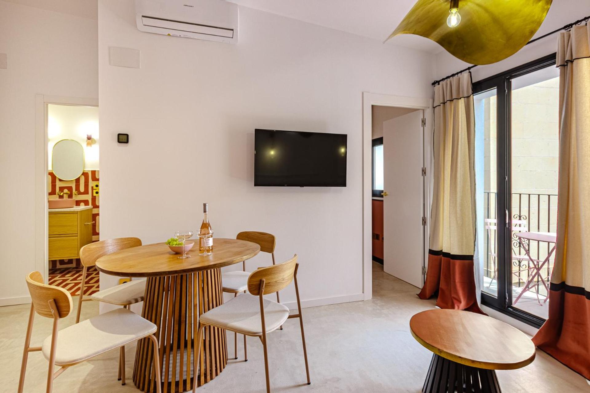 Apartment With Exceptional Charm In Historic Center Of لقنت المظهر الخارجي الصورة